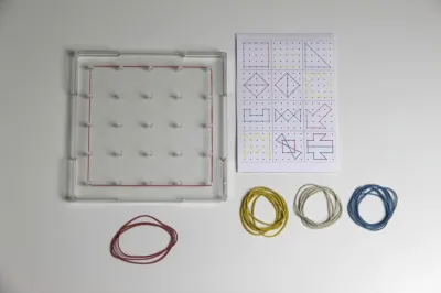 Panou geometric transparent (15x15 cm)