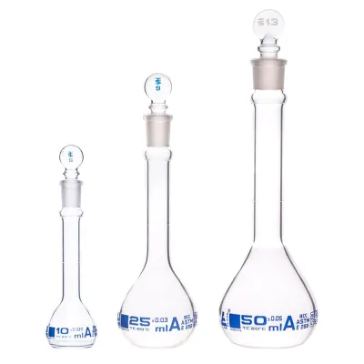 Set sticlărie 3 baloane cotate cu dop de sticlă 10, 25, 50 ml